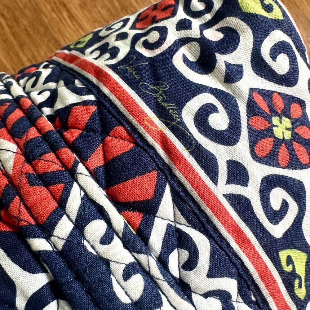 Vera Bradley Duffle Bag Sun Valley Medium 18" Retired Travel Quilted Geometric - Picture 10 of 12
